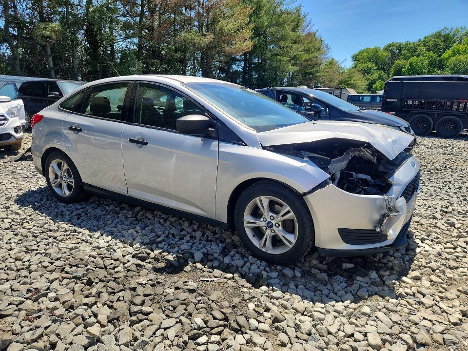 2015 Ford Focus s