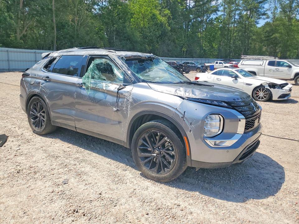 2022 Mitsubishi Outlander se