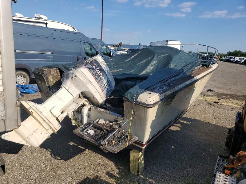 1986 Tiara Sportboats Boat-Boat