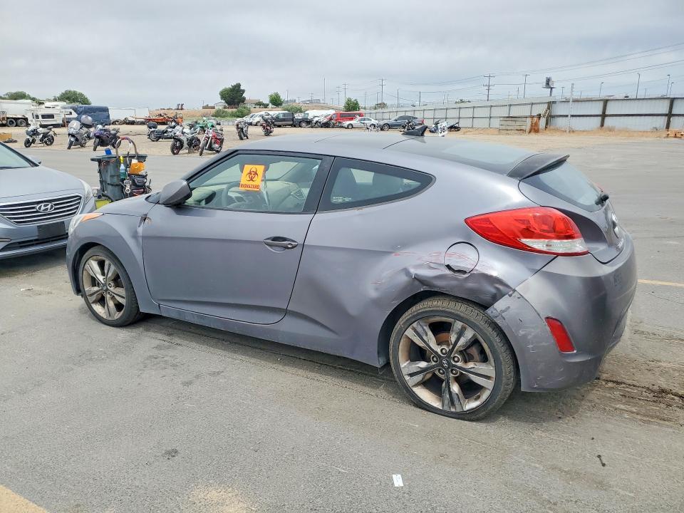 2016 Hyundai Veloster Base