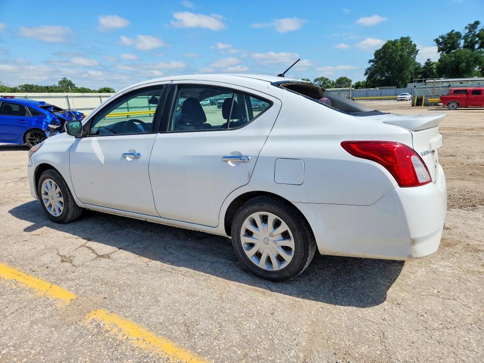 2017 Nissan Versa 1.6 sv