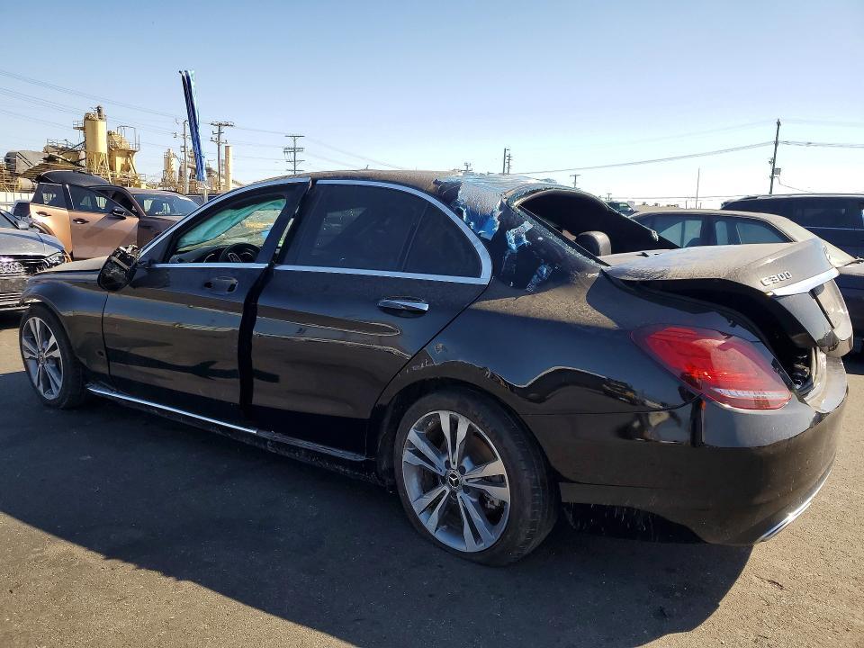 2021 Mercedes-Benz C300
