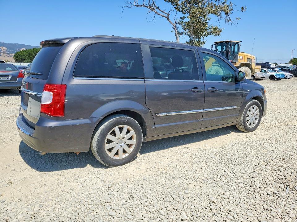 2016 Chrysler Town & Country Touring