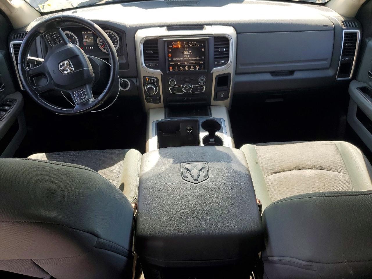 2014 Dodge RAM 1500 SLT
