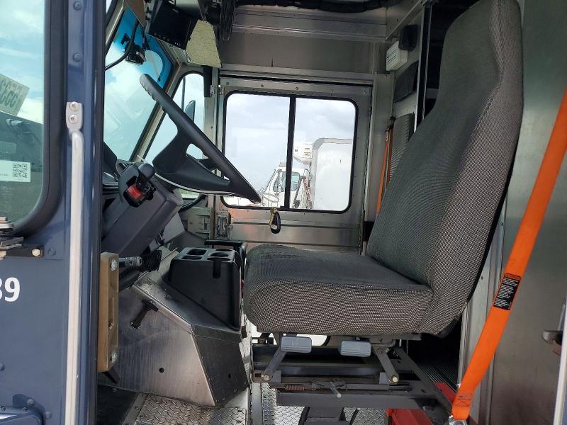 2020 Freightliner Chassis M Line WALK-IN Van