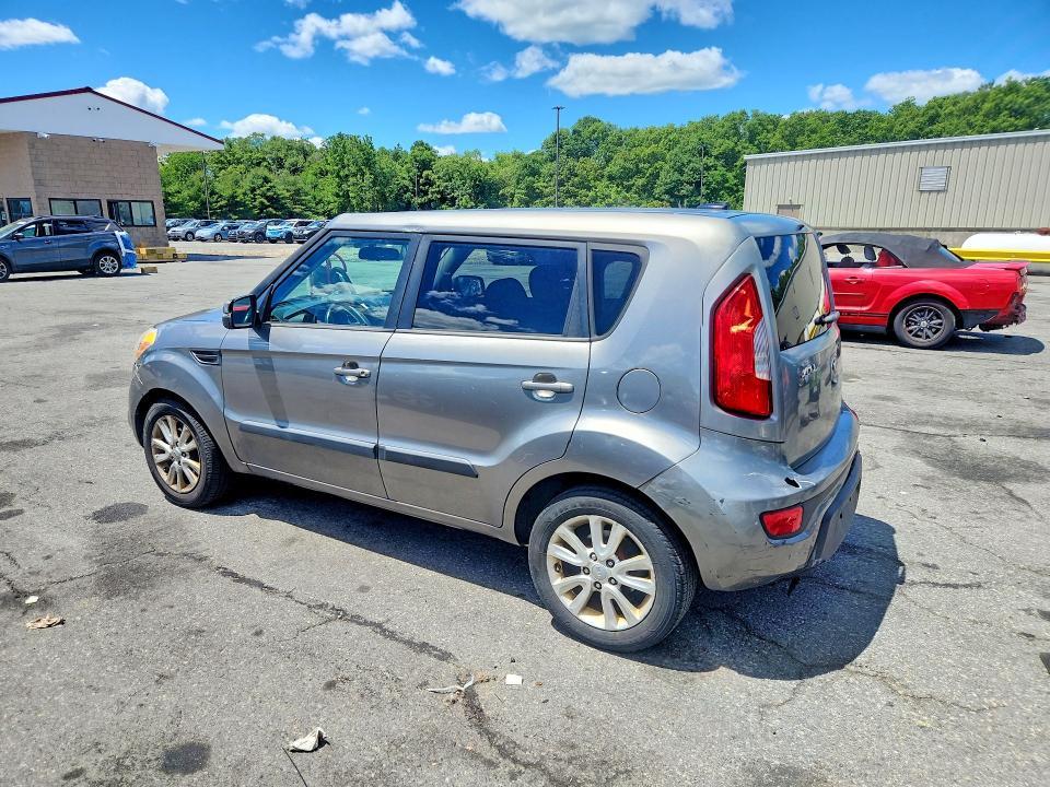 2013 KIA Soul +