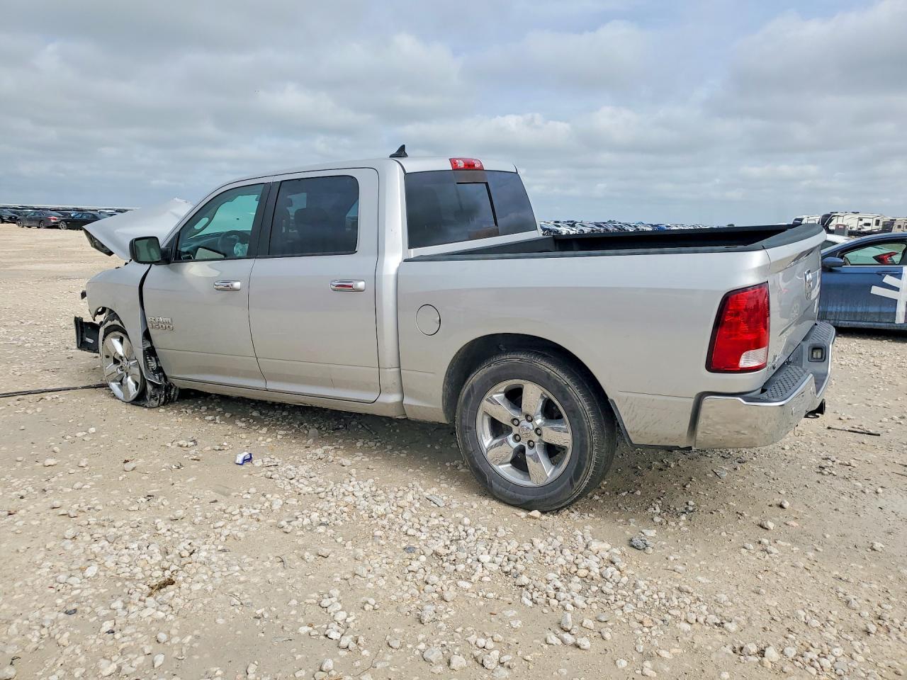 2016 Dodge RAM 1500 SLT