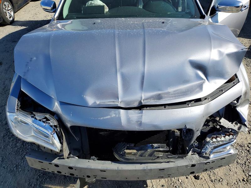 2016 Chrysler 300c