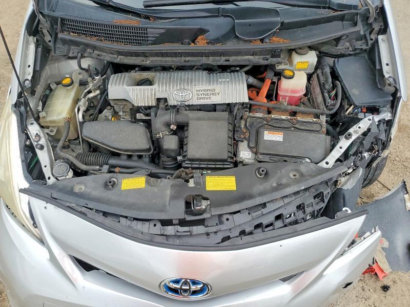 2013 Toyota Prius v Three