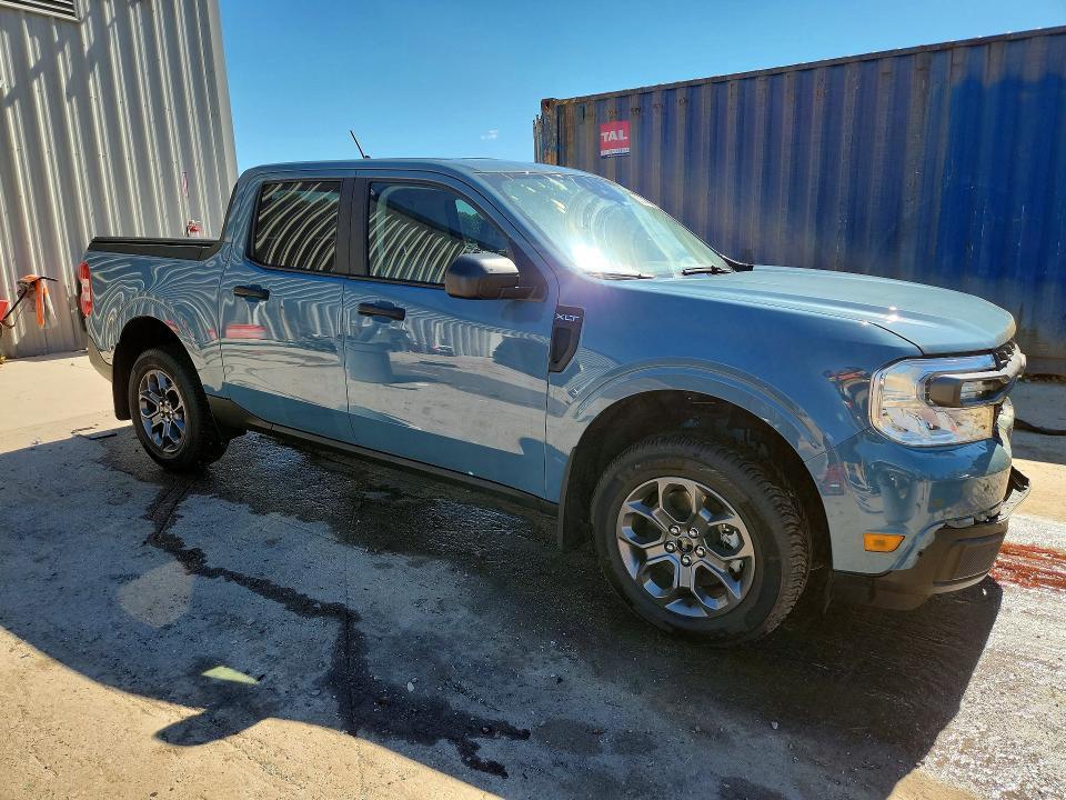 2023 Ford Maverick XL
