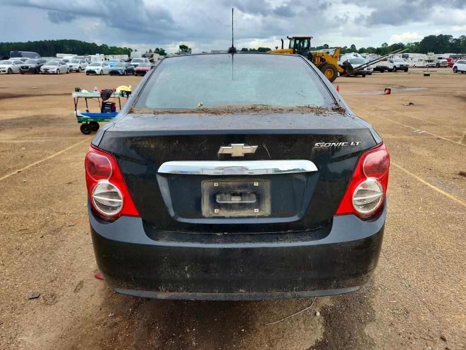 2015 Chevrolet Sonic lt