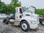 2016 Kenworth T330 Semi Truck