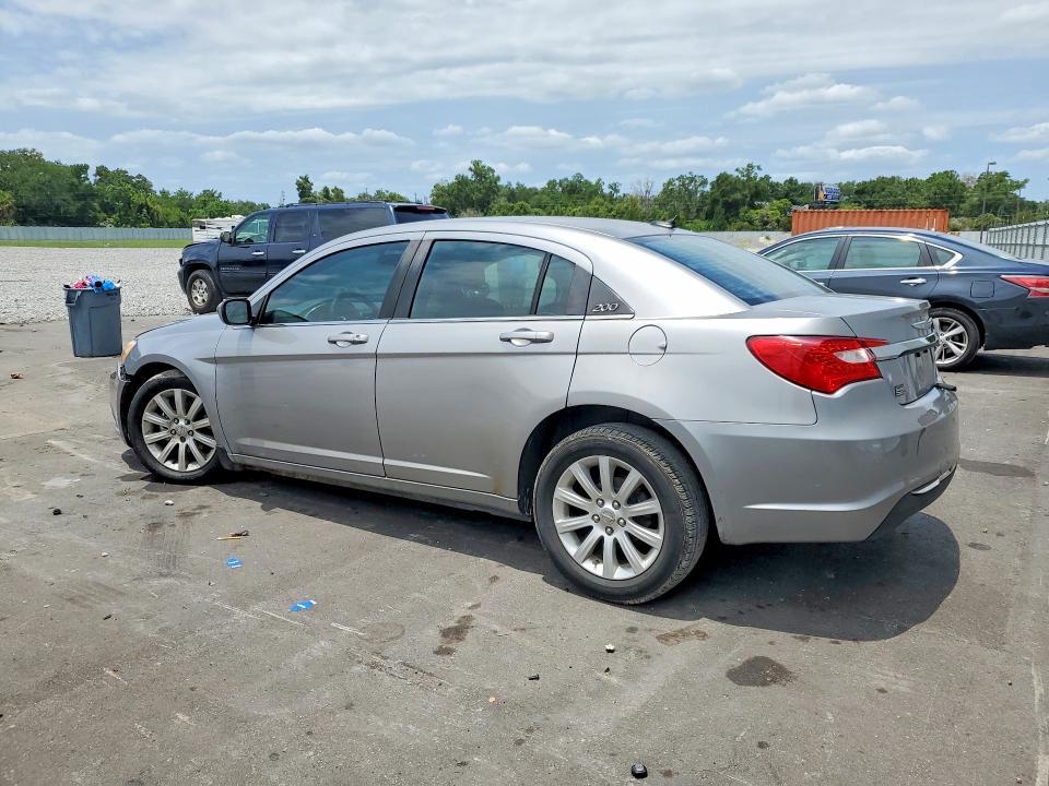 2013 Chrysler 200 Touring