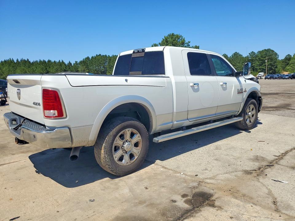 2014 Dodge 3500 Laramie