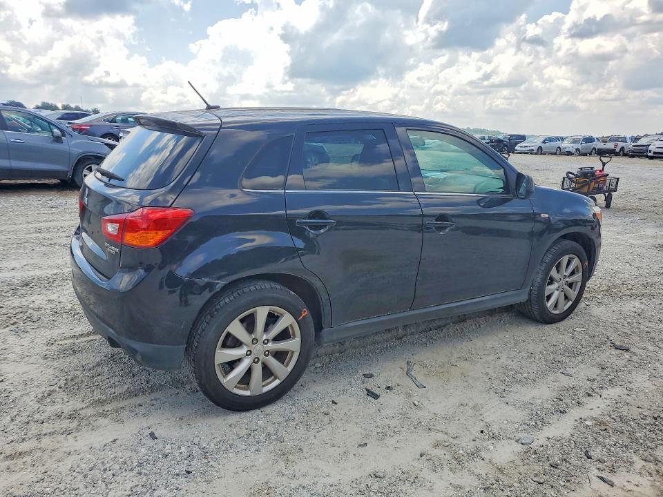 2015 Mitsubishi Outlander Sport se