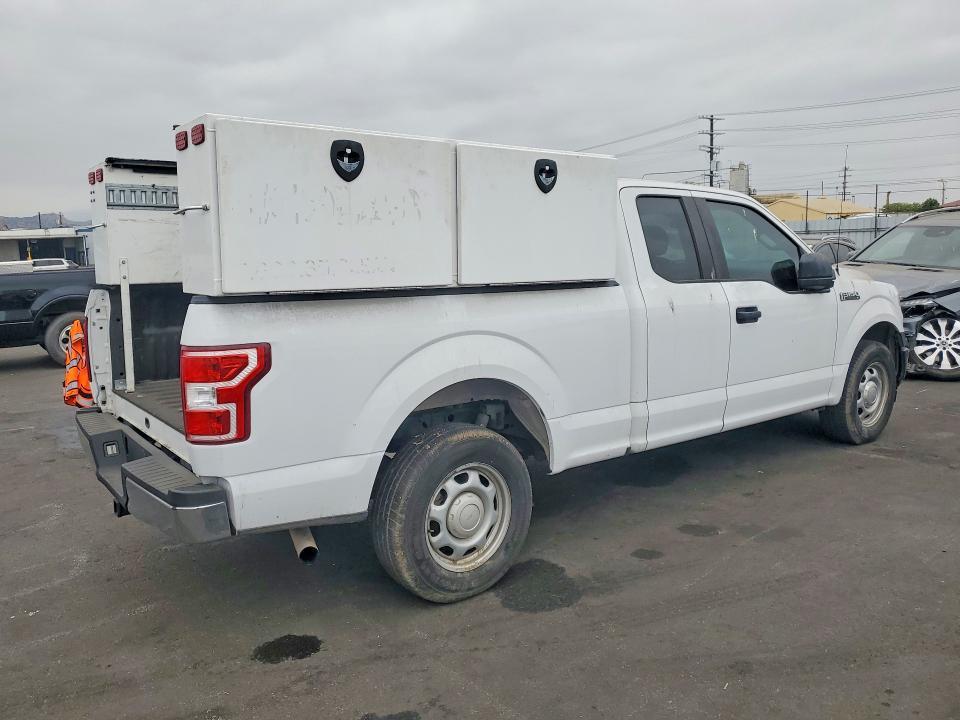 2018 Ford F100