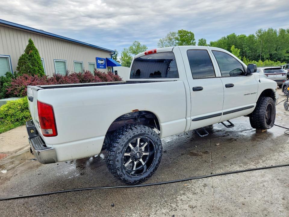 2004 Dodge RAM 1500 ST