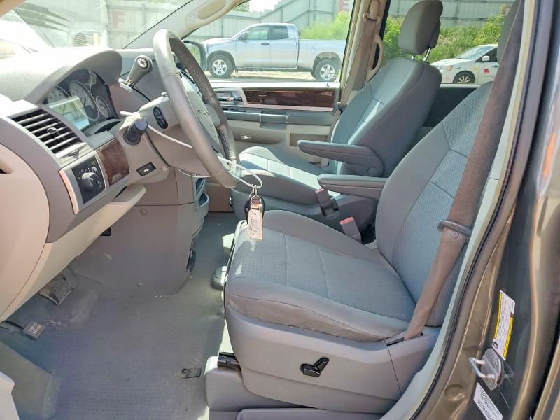 2010 Chrysler Town & Country Touring