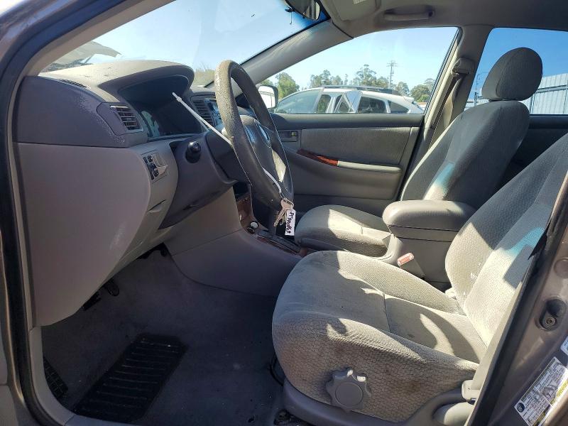 2004 Toyota Corolla le