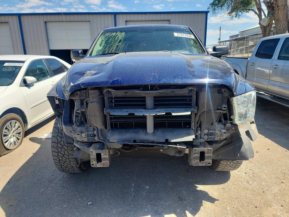 2015 Dodge RAM 1500 SLT