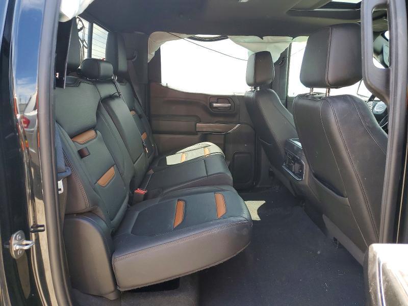 2021 GMC Sierra K1500 AT4