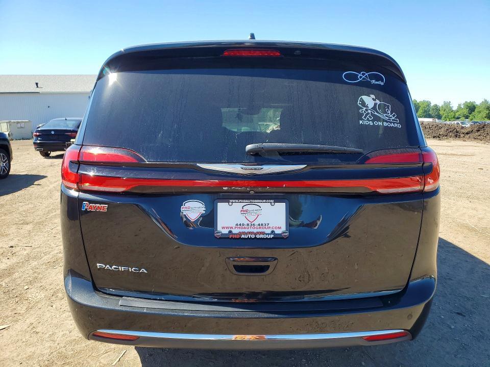 2021 Chrysler Pacifica Touring