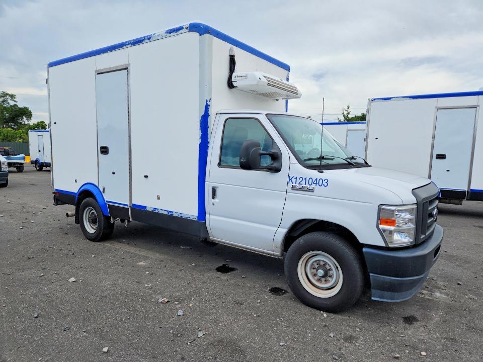 2023 Ford E350 Refrigerated BOX Truck