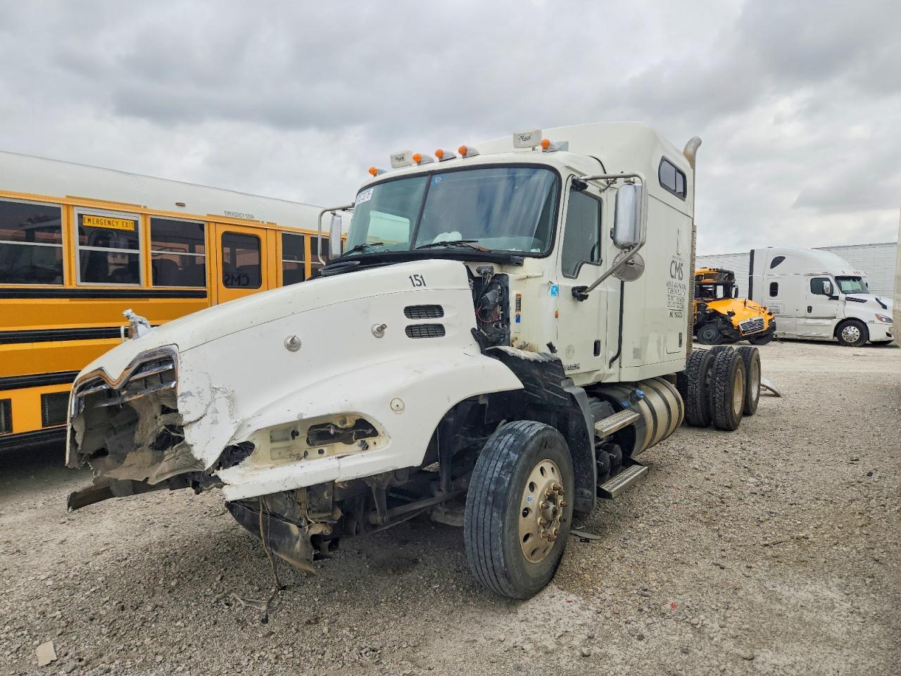 2015 Mack CXU613 Semi Truck