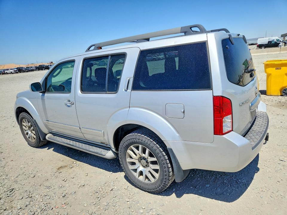 2012 Nissan Pathfinder s