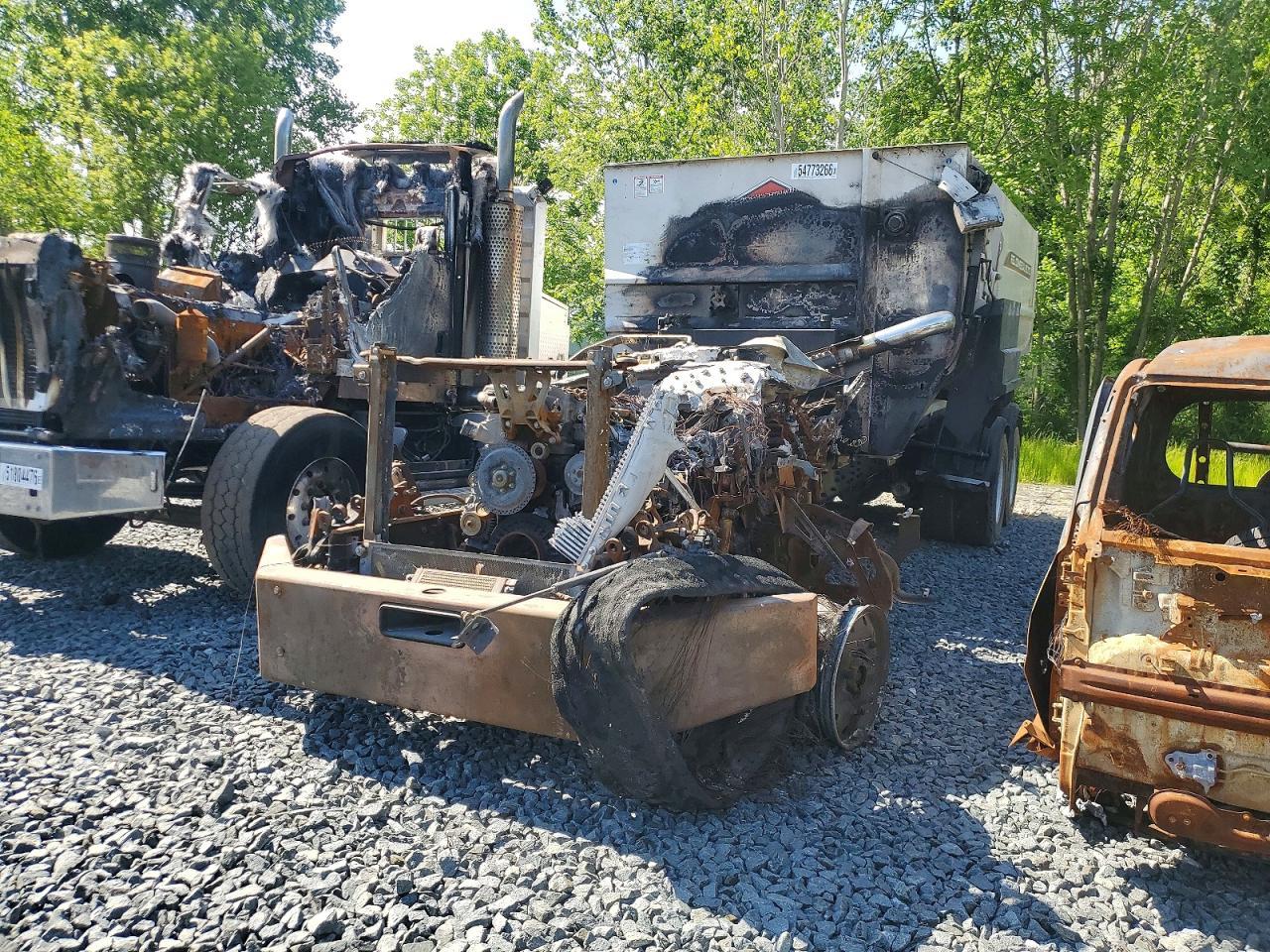 2025 Western Star 47X Chassis