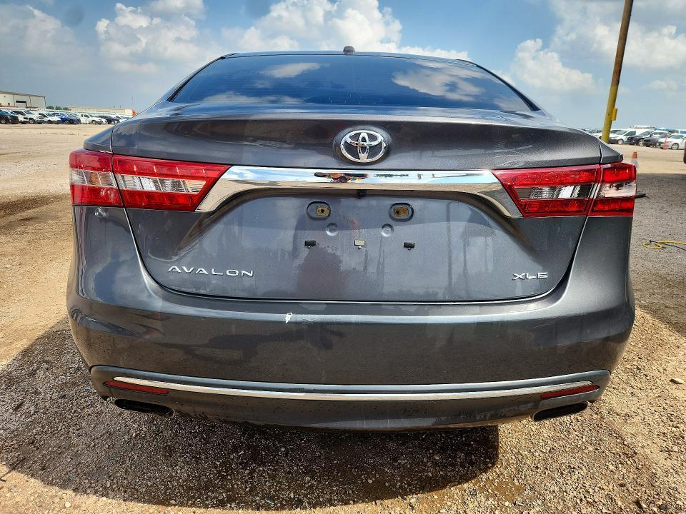 2018 Toyota Avalon xle