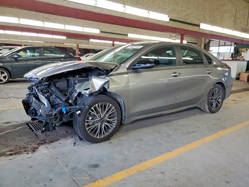 2023 KIA Forte gt Line