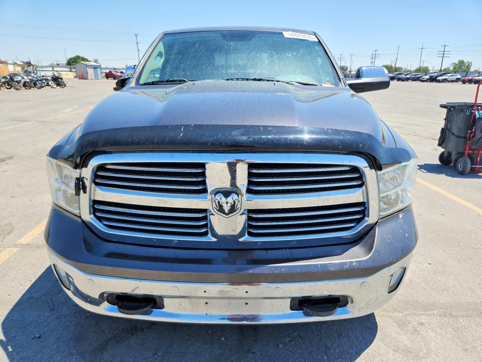2015 Dodge RAM 1500 SLT