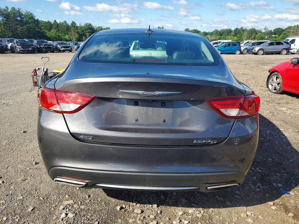 2015 Chrysler 200 c