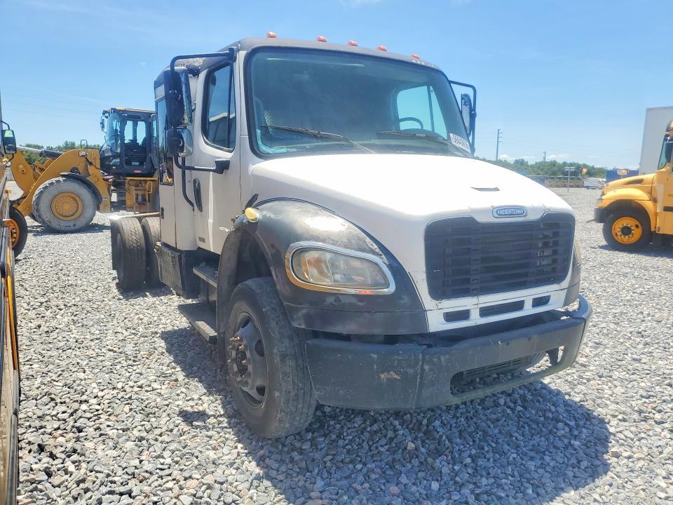 2010 Freightliner M2 106 Medium Duty