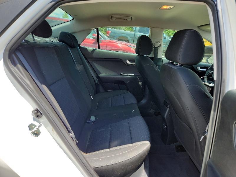 2021 KIA Rio s