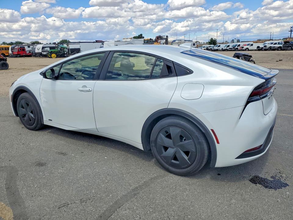 2024 Toyota Prius le