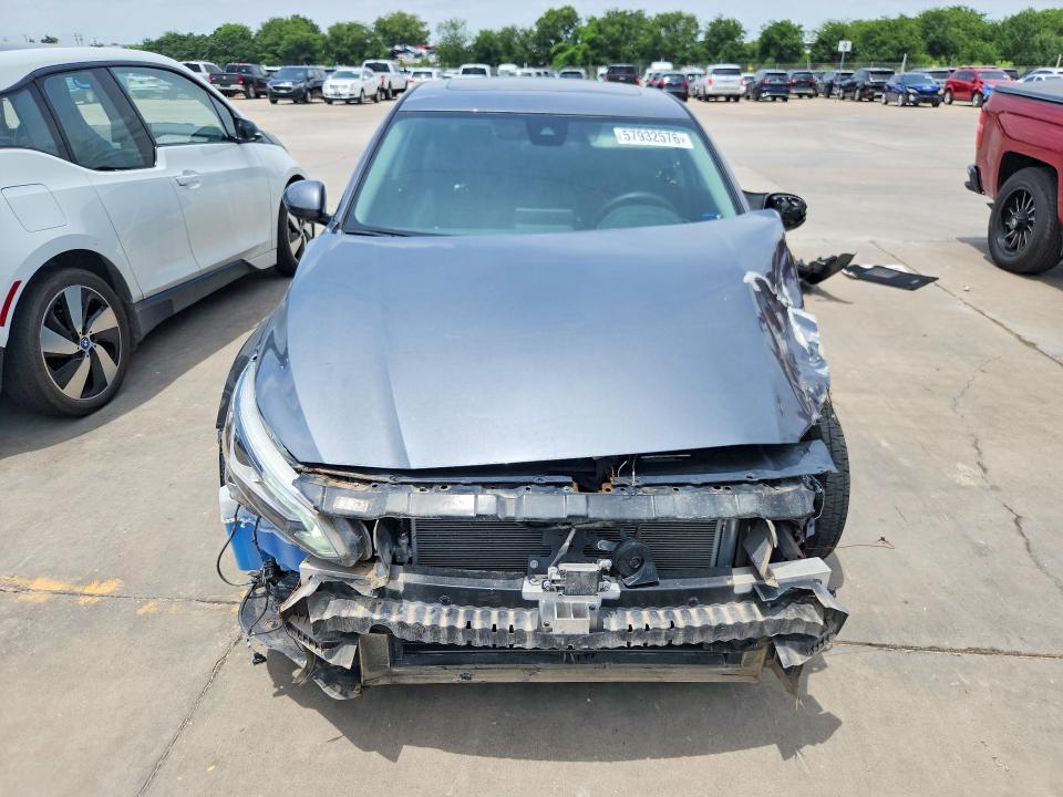 2022 Nissan Altima sl