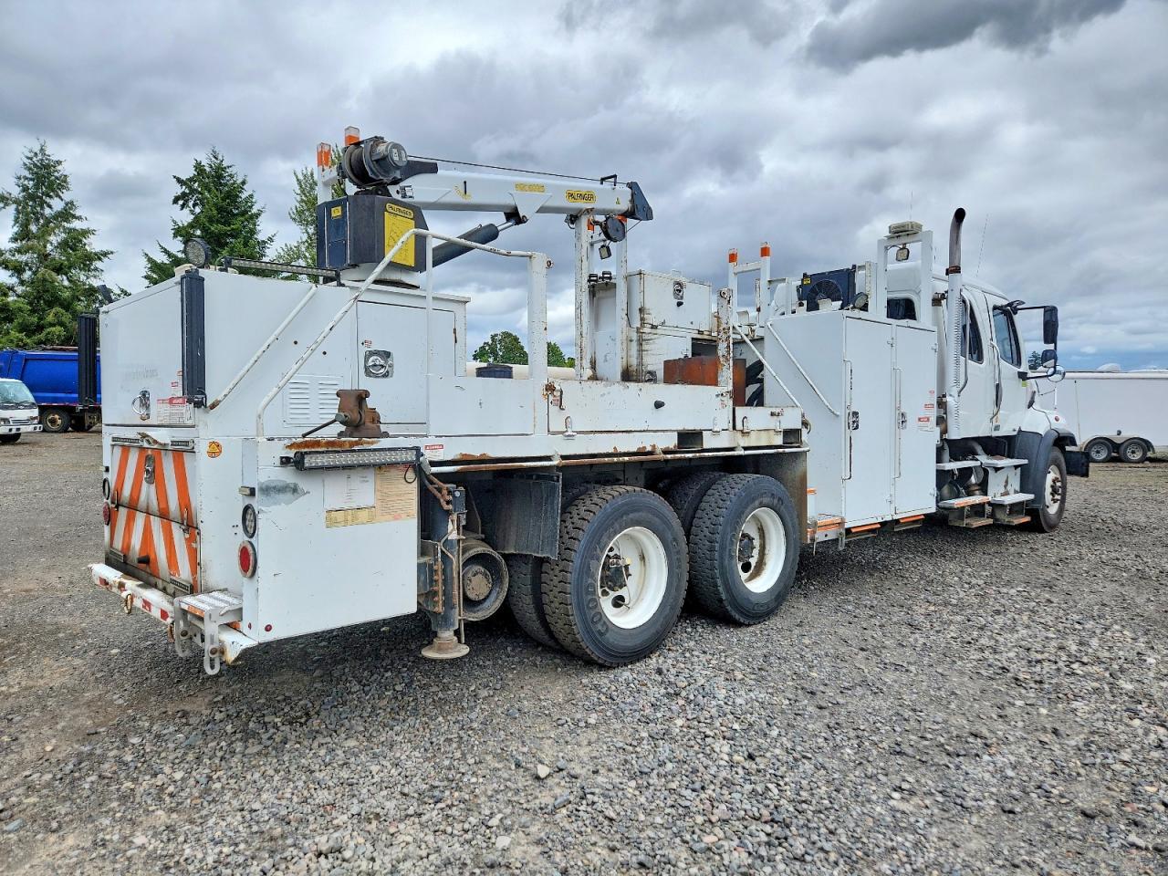 2015 Freightliner 108SD Utility / Service Truck