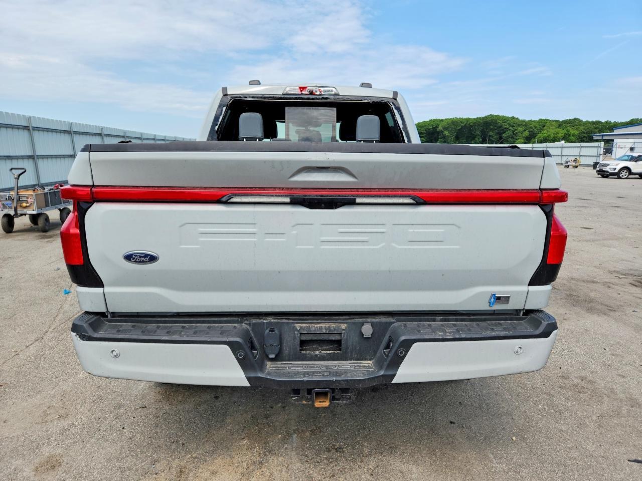 2023 Ford F150 Lightning PRO