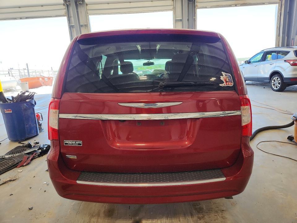 2015 Chrysler Town & Country
