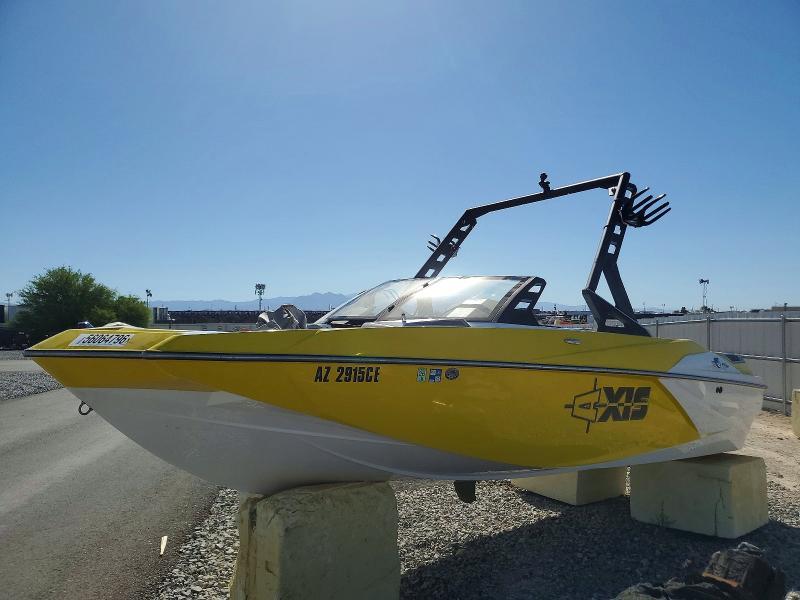 2017 Axis Boat