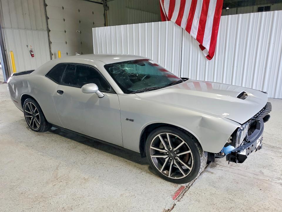 2023 Dodge Challenger r