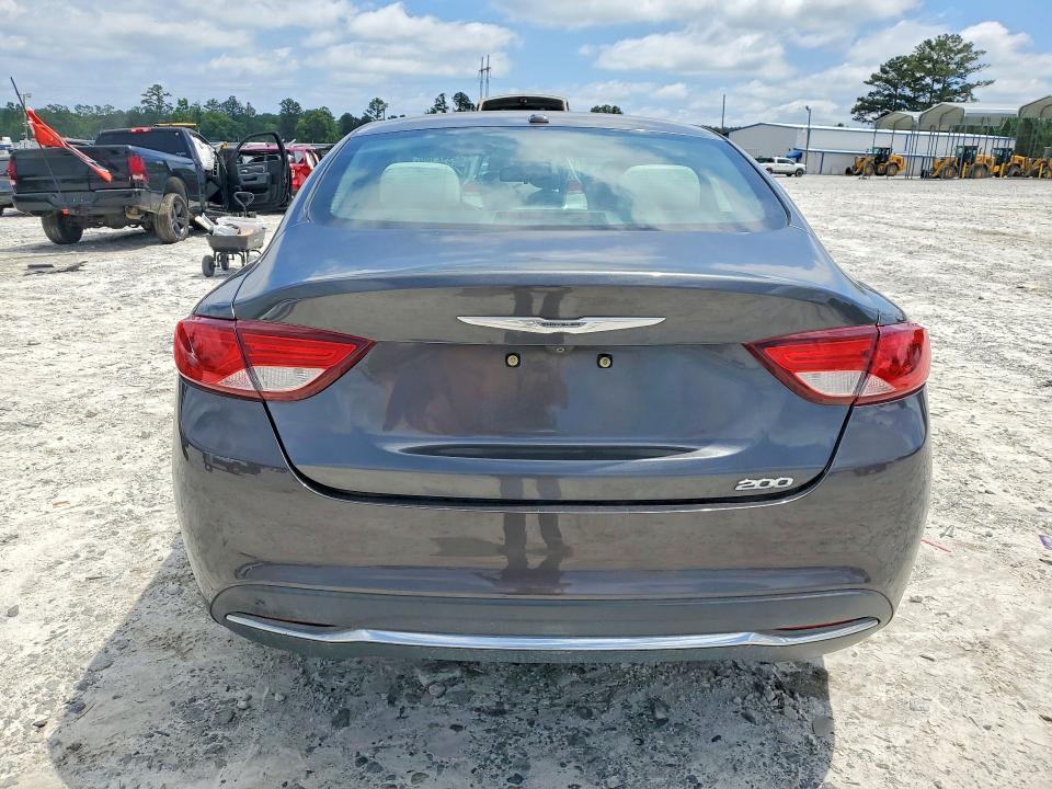 2015 Chrysler 200 Limited