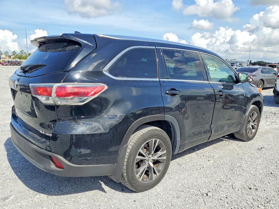 2016 Toyota Highlander xle