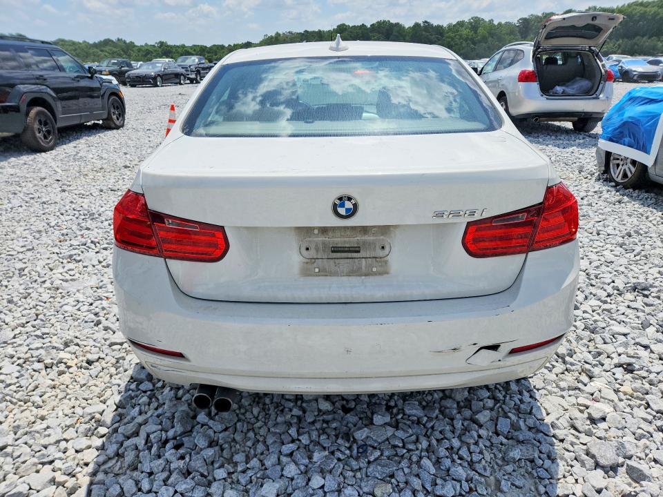 2013 BMW 328 i