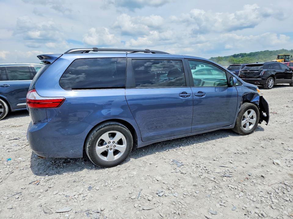 2015 Toyota Sienna le