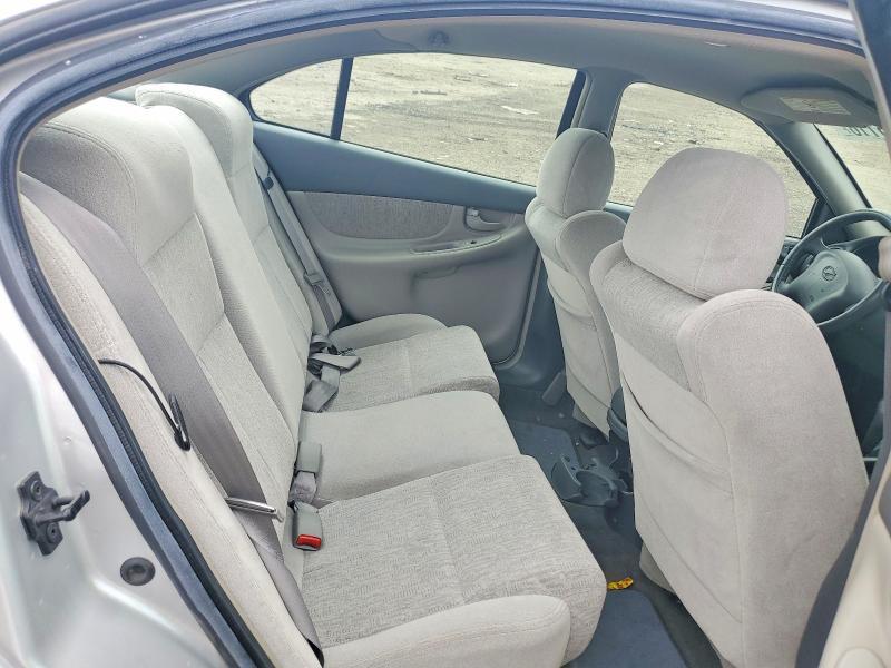2004 Oldsmobile Alero gl