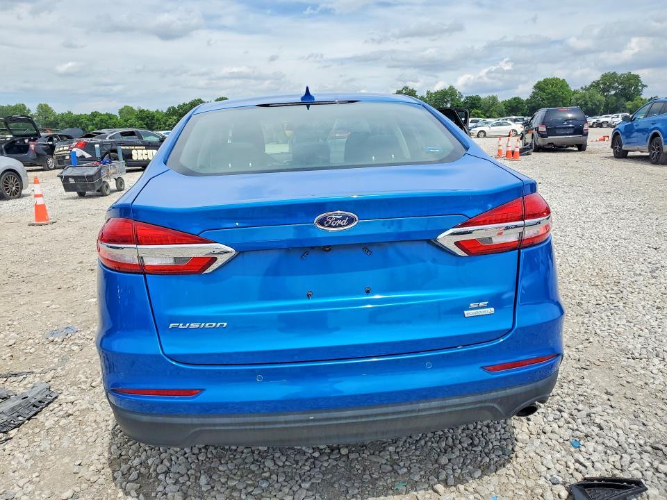 2020 Ford Fusion se