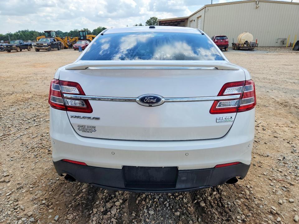 2018 Ford Taurus sho